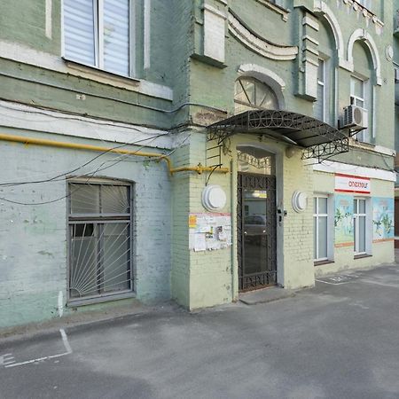 Central Area Apartments Kiev Bagian luar foto