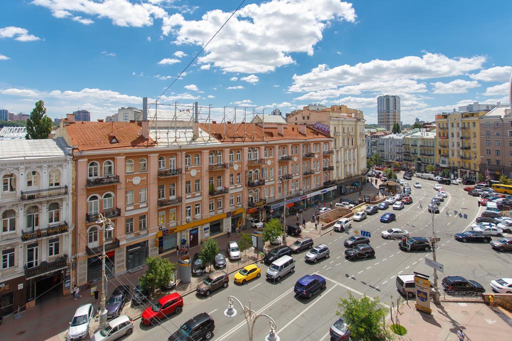 Central Area Apartments Kiev Bagian luar foto