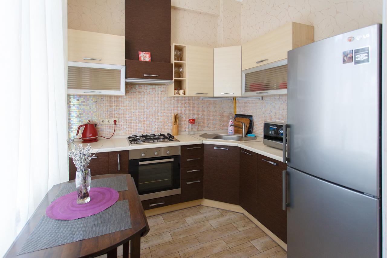 Central Area Apartments Kiev Bagian luar foto