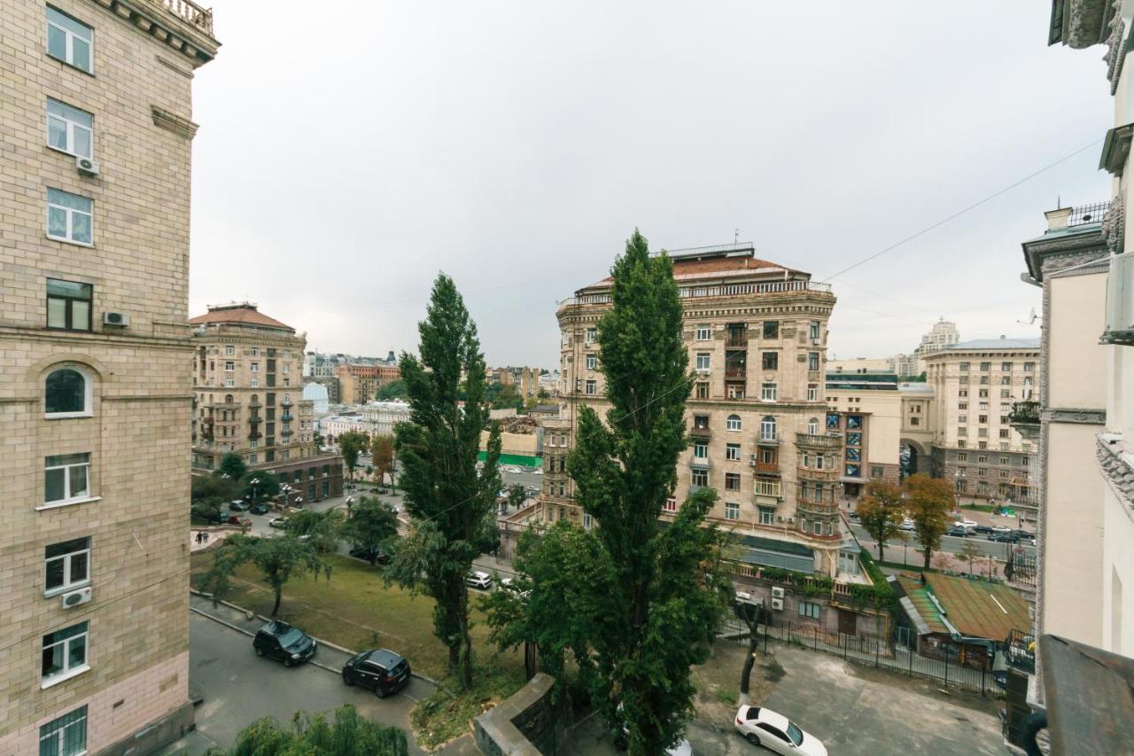 Central Area Apartments Kiev Bagian luar foto